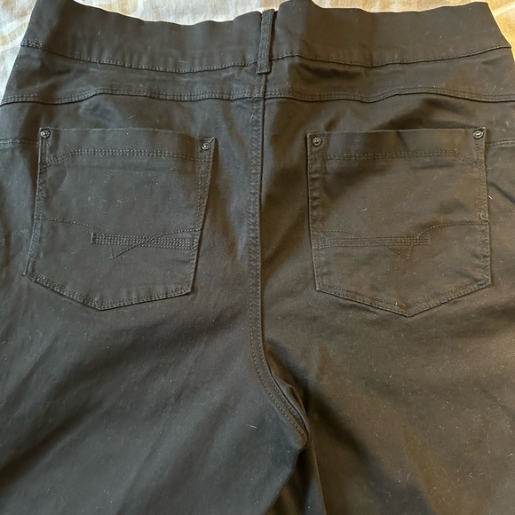 EUC Parasuco pull on Jean-style pants. - Picture 3 of 5